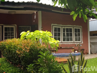 Casa en alquiler de 3 habitaciones en Lak Si, Bangkok