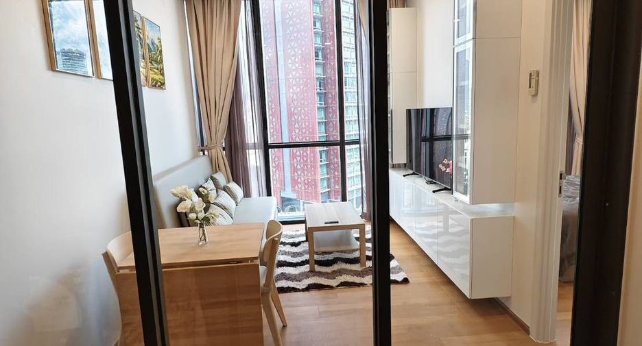 For rent 1 bed condo in Pathum Wan, Bangkok