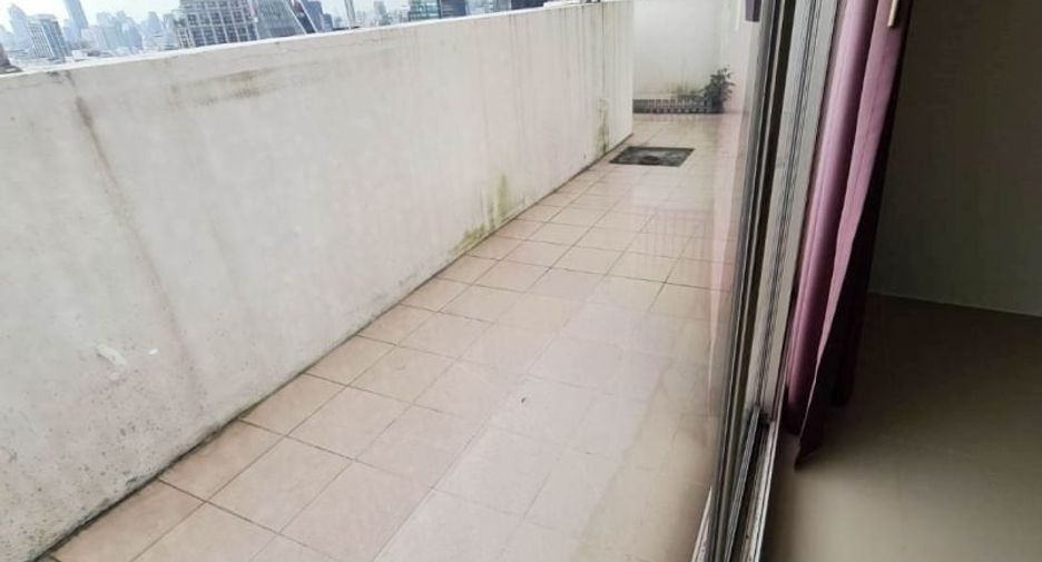 Apartamento en alquiler de 1 habitaciones en Khlong Toei, Bangkok