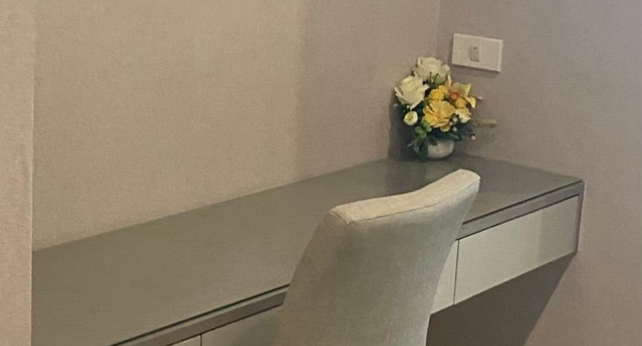 Wohnung zur Miete mit 1 Zimmer in Pathum Wan, Bangkok
