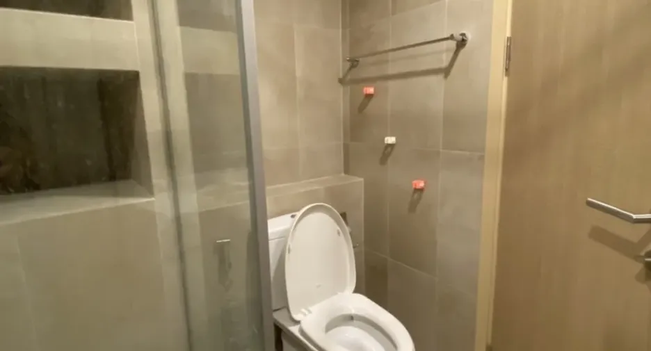 Condo en alquiler de 1 habitaciones en Yan Nawa, Bangkok