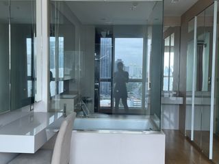 Condo en alquiler de 1 habitaciones en Watthana, Bangkok
