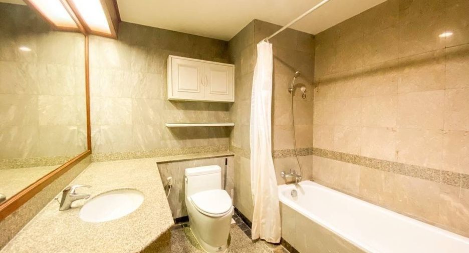 Wohnung zur Miete mit 2 Zimmer in Watthana, Bangkok