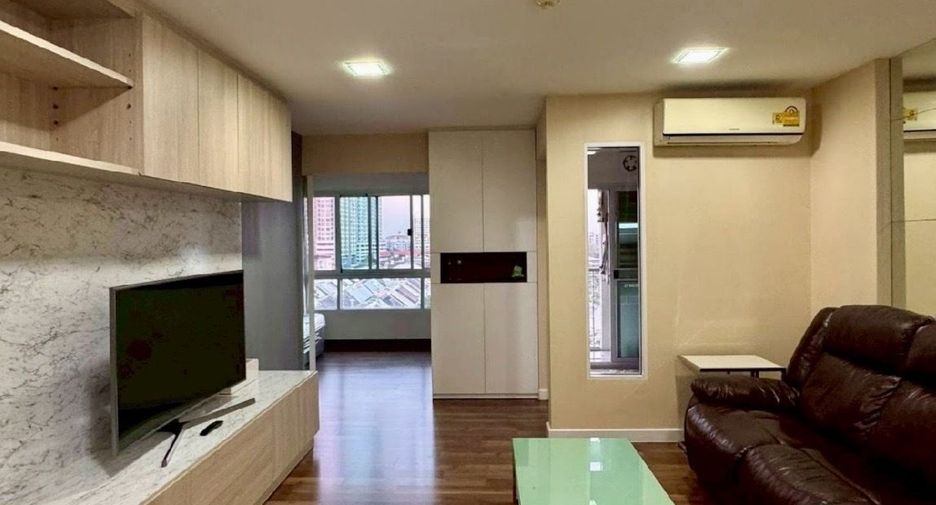 For rent 2 bedrooms condo in Phra Khanong, Bangkok