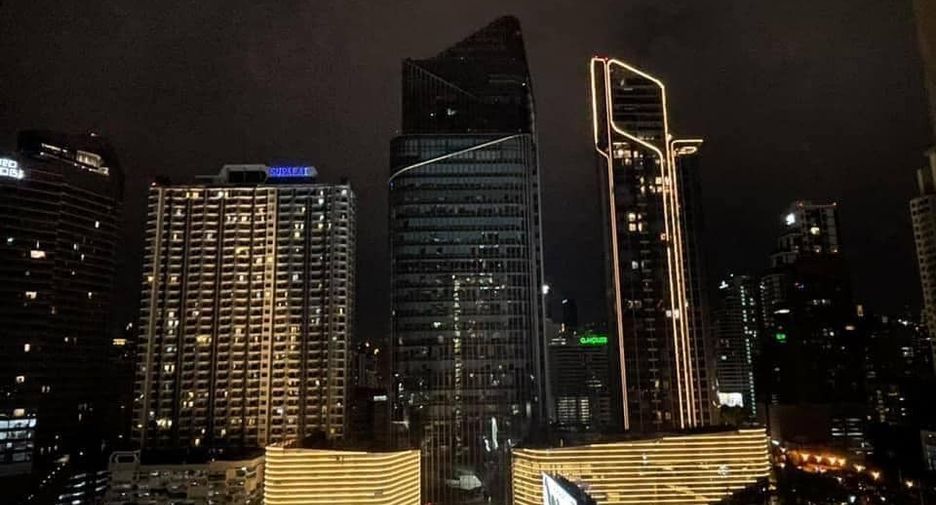 For rent 1 bed condo in Watthana, Bangkok