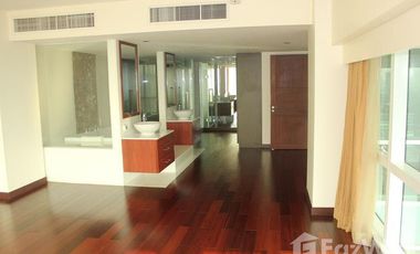Wohnung zur Miete mit 3 Zimmer in Khlong Toei, Bangkok