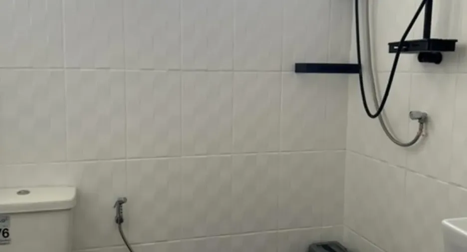 For rent 3 bedrooms retail Space in Khlong Toei, Bangkok