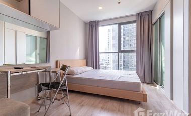 For rent studio condo in Phra Khanong, Bangkok