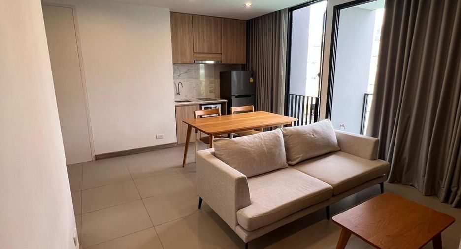 For rent 1 bed condo in Pathum Wan, Bangkok