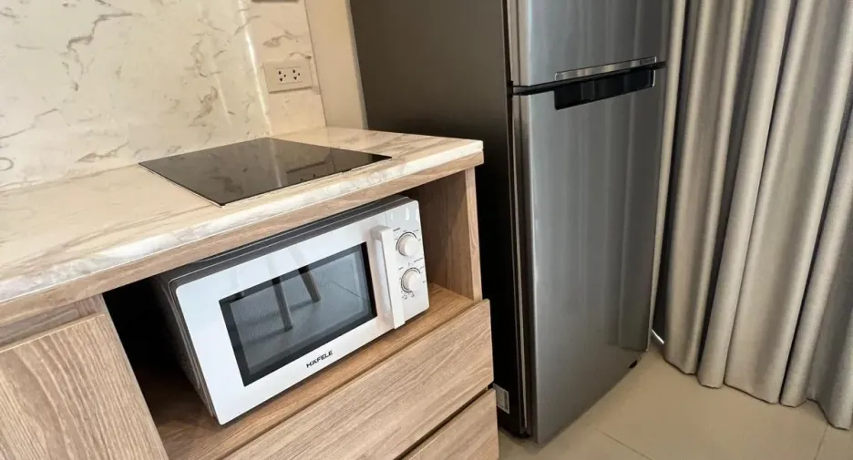 For rent 1 bed condo in Pathum Wan, Bangkok