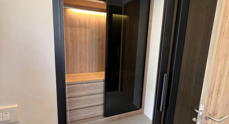 For rent 1 bed condo in Pathum Wan, Bangkok