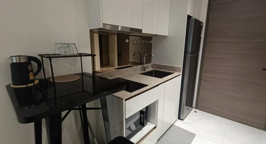 Condo en alquiler de 1 habitaciones en Khlong Toei, Bangkok