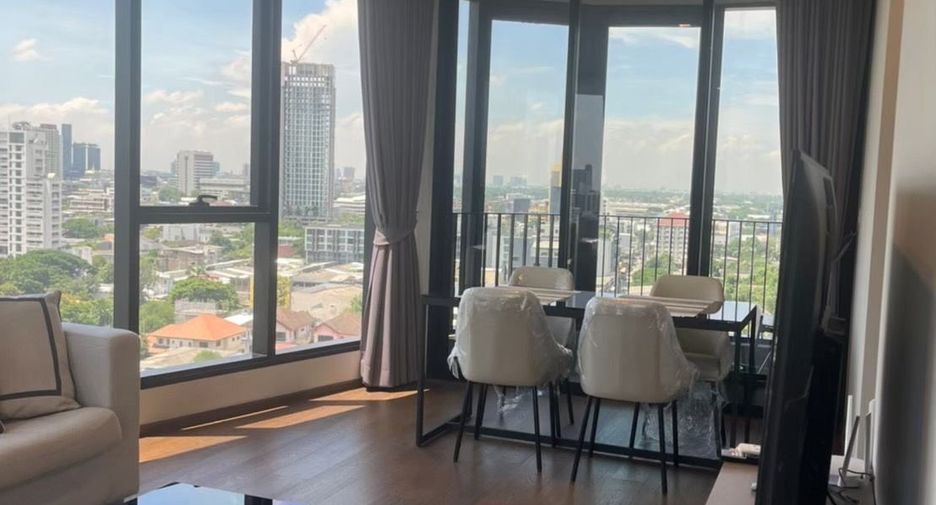 À louer 2 chambres condo à Khlong Toei, Bangkok