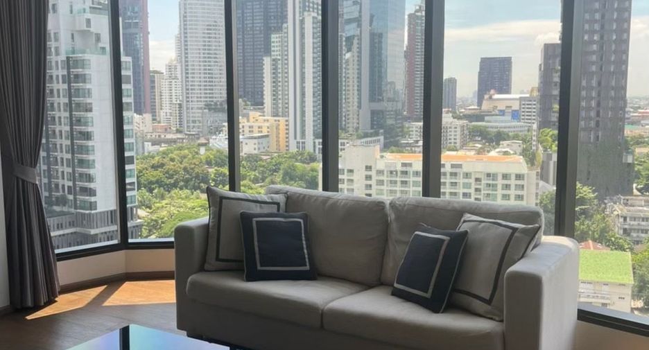 For rent 2 bedrooms condo in Khlong Toei, Bangkok