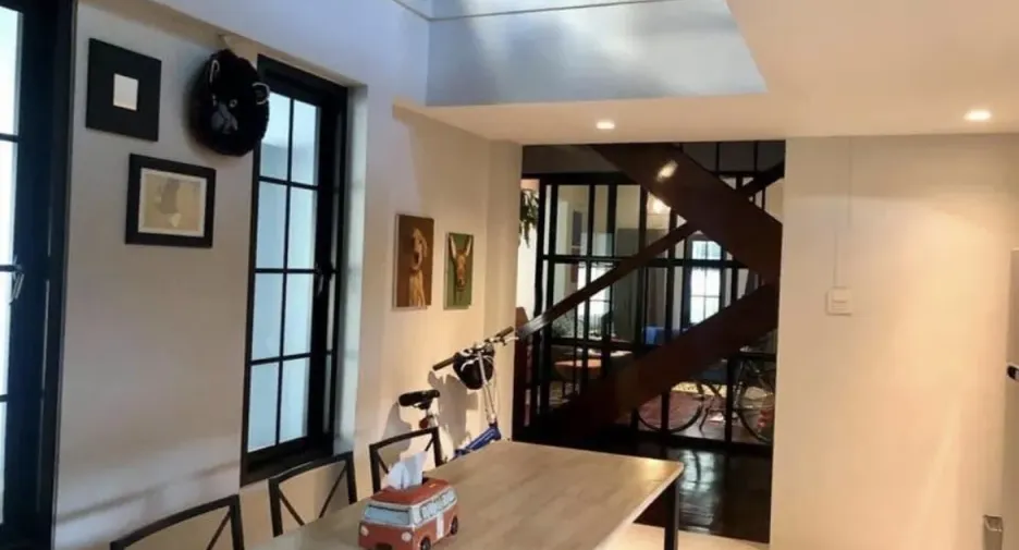 Haus zur Miete mit 2 Zimmer in Yan Nawa, Bangkok