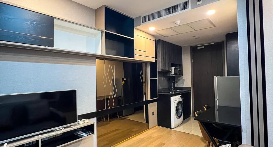 For rent 1 bed condo in Bang Rak, Bangkok