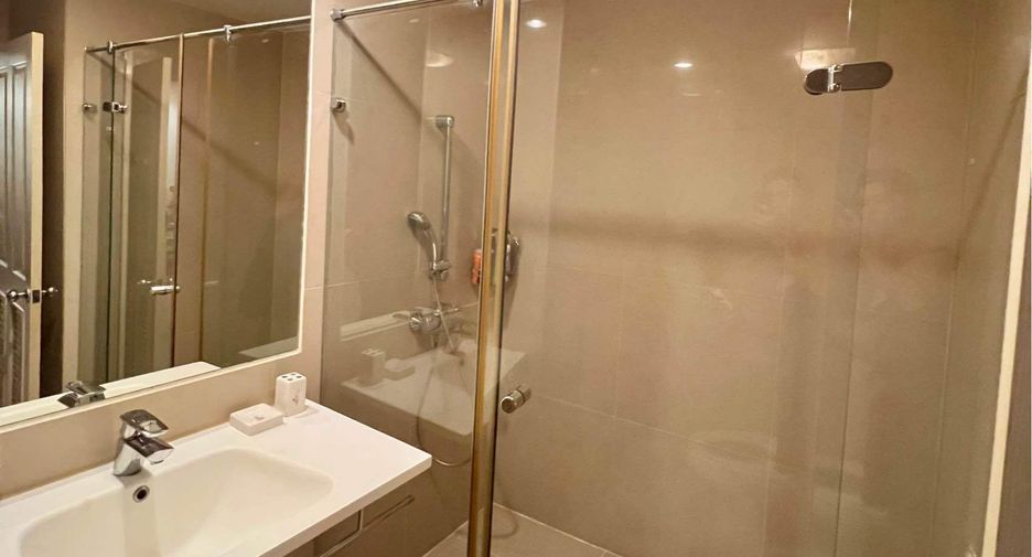 For rent 1 bed condo in Sathon, Bangkok