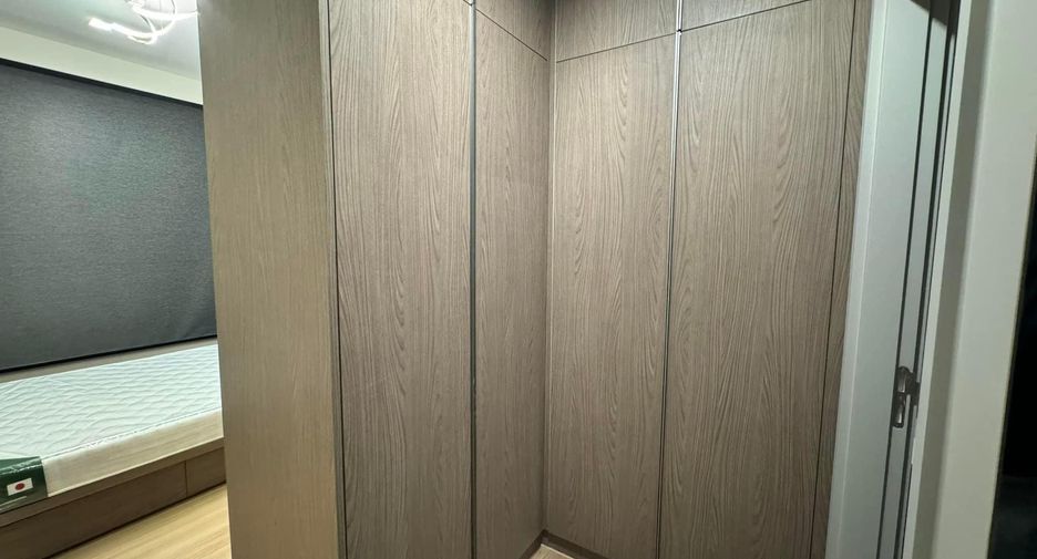 For rent 2 bedrooms condo in Phaya Thai, Bangkok