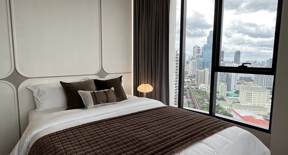 For rent 2 bedrooms condo in Ratchathewi, Bangkok