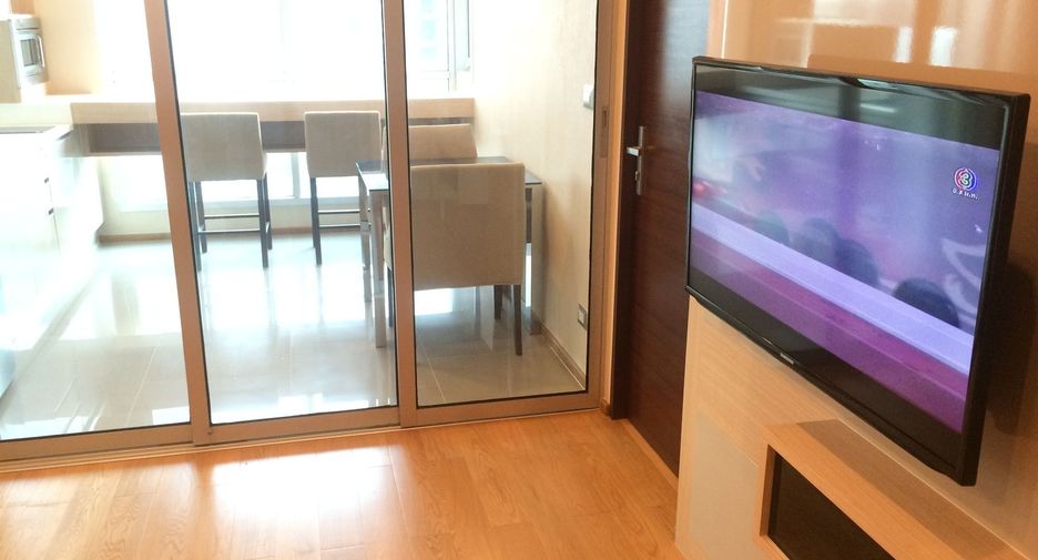 For rent 1 bed condo in Watthana, Bangkok