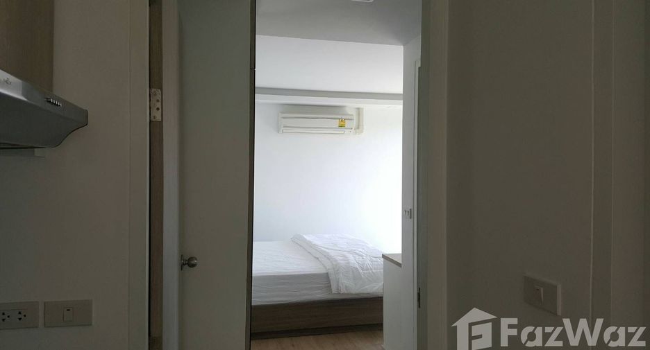 For rent 2 bedrooms apartment in Phra Khanong, Bangkok