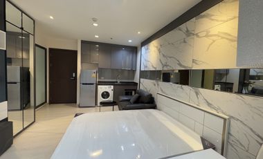Condo en alquiler de estudio en Huai Khwang, Bangkok