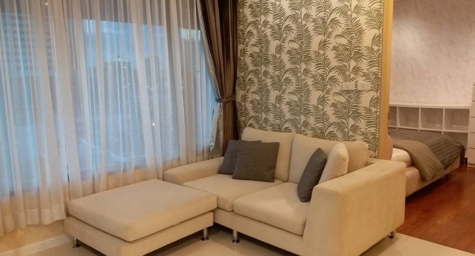 For rent 1 bed condo in Sathon, Bangkok