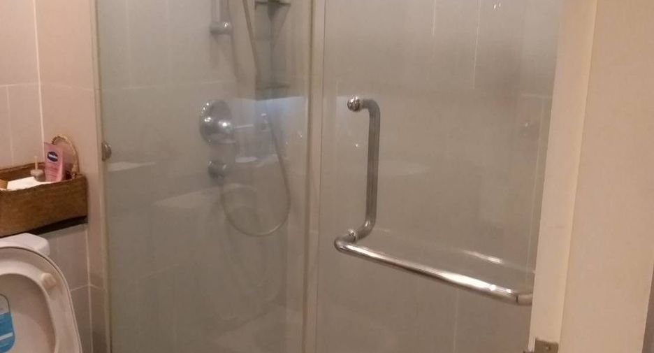 For rent 1 bed condo in Sathon, Bangkok