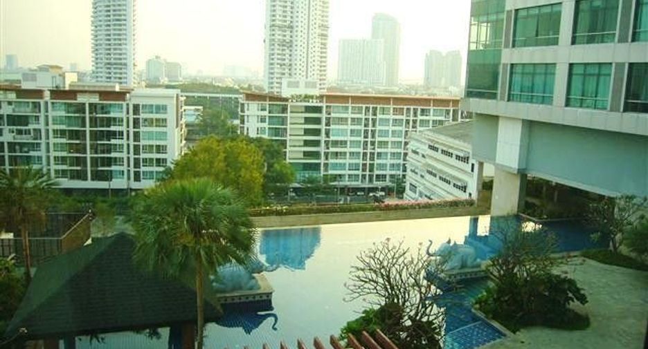 For rent 1 bed condo in Sathon, Bangkok