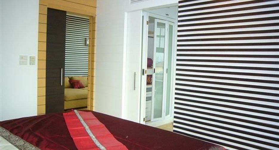 For rent 1 bed condo in Sathon, Bangkok