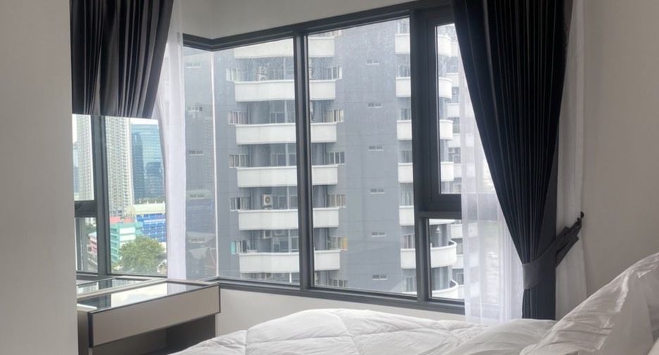 For rent 1 bed condo in Pathum Wan, Bangkok