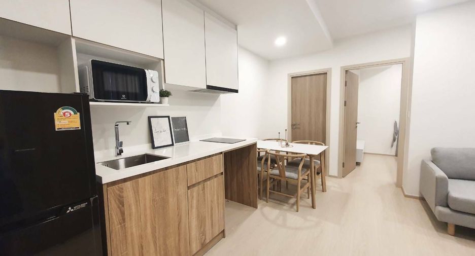 For rent 2 bedrooms condo in Khlong Toei, Bangkok