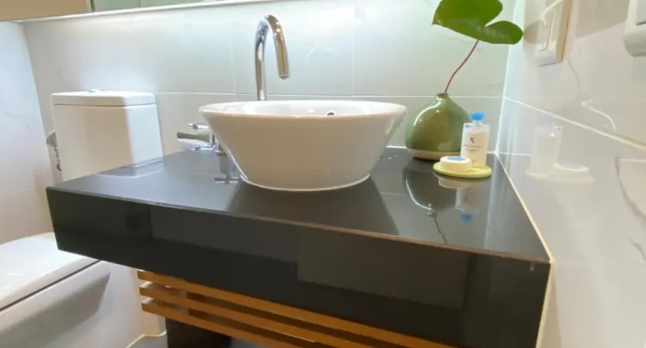For rent 2 bedrooms condo in Sathon, Bangkok