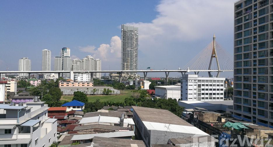 Condo en alquiler de 4 habitaciones en Yan Nawa, Bangkok