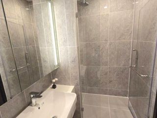 For rent 1 bed condo in Phaya Thai, Bangkok