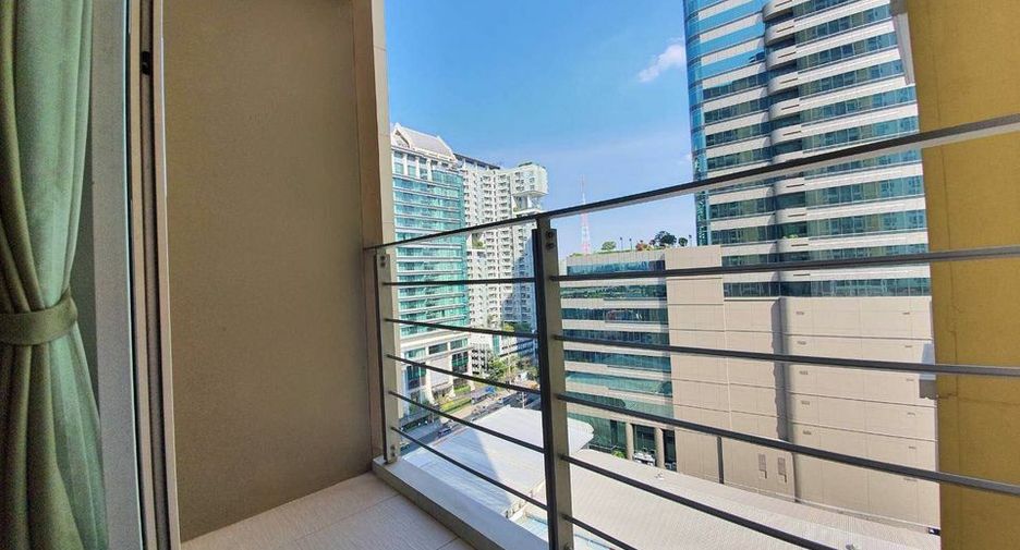 For rent 1 bed condo in Watthana, Bangkok