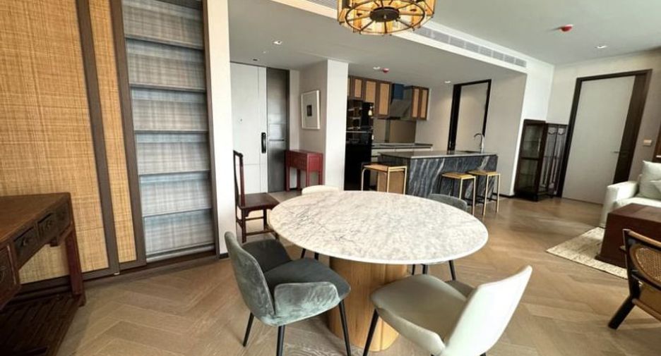 For rent 2 bedrooms condo in Watthana, Bangkok