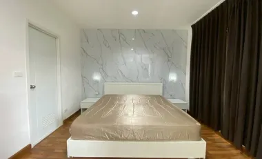 出租 3 卧室 联排别墅 在 Suan Luang, 曼谷