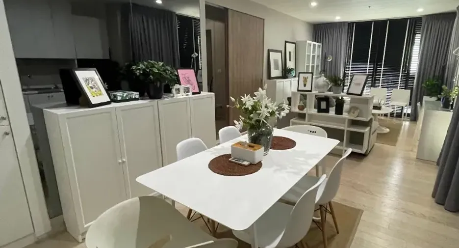 Condo en alquiler de 2 habitaciones en Watthana, Bangkok