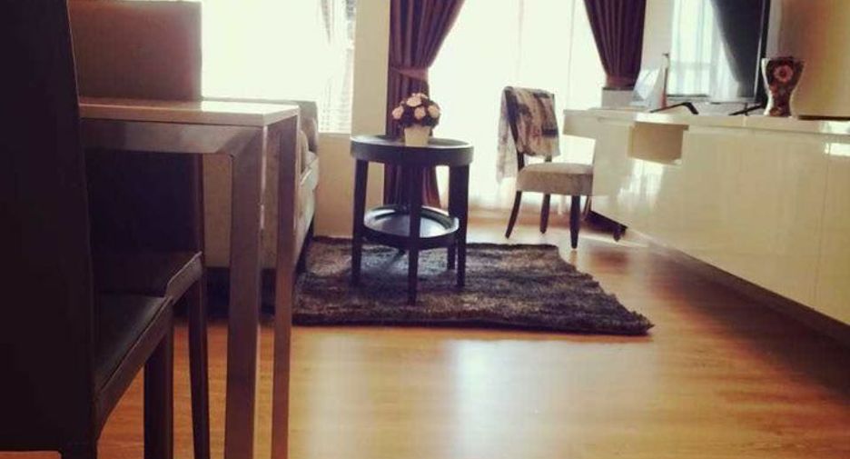 For rent 1 bed condo in Watthana, Bangkok