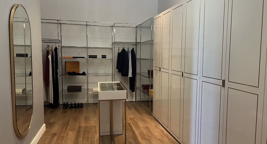 Haus zur Miete mit 5 Zimmer in Watthana, Bangkok