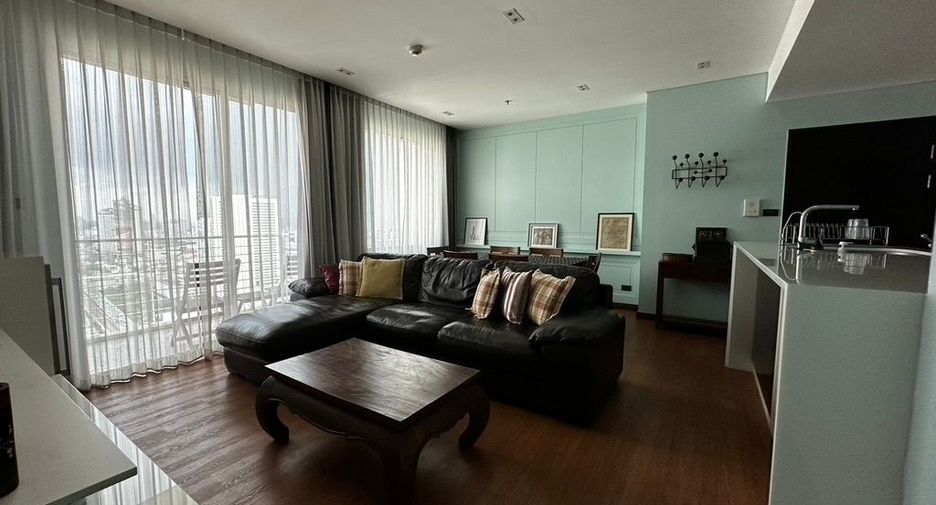 For rent 2 bedrooms condo in Khlong San, Bangkok