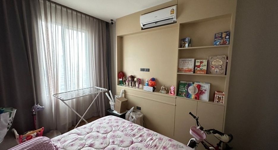 For rent 2 bedrooms condo in Khlong San, Bangkok