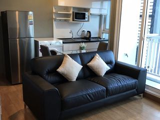 For rent 1 bed condo in Thon Buri, Bangkok