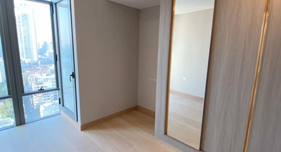Condo en alquiler de 2 habitaciones en Khlong Toei, Bangkok