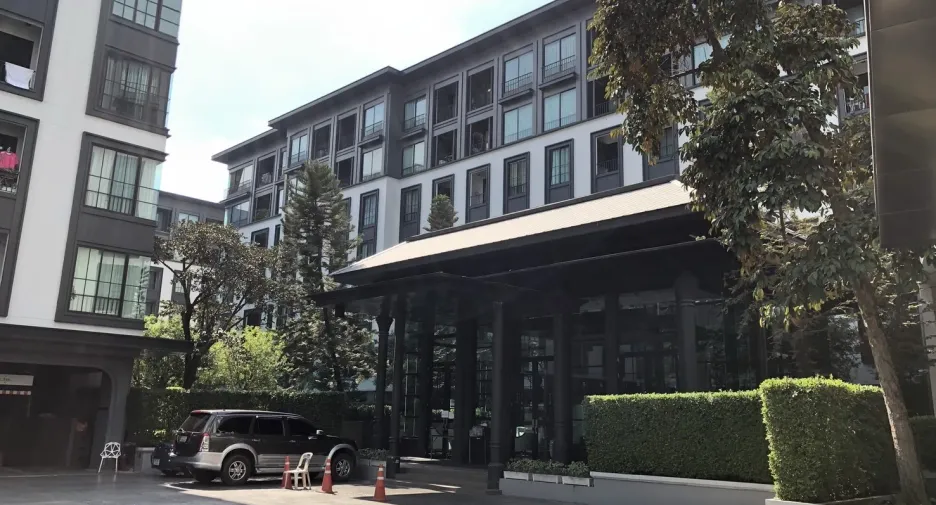 For rent 1 bed condo in Pathum Wan, Bangkok