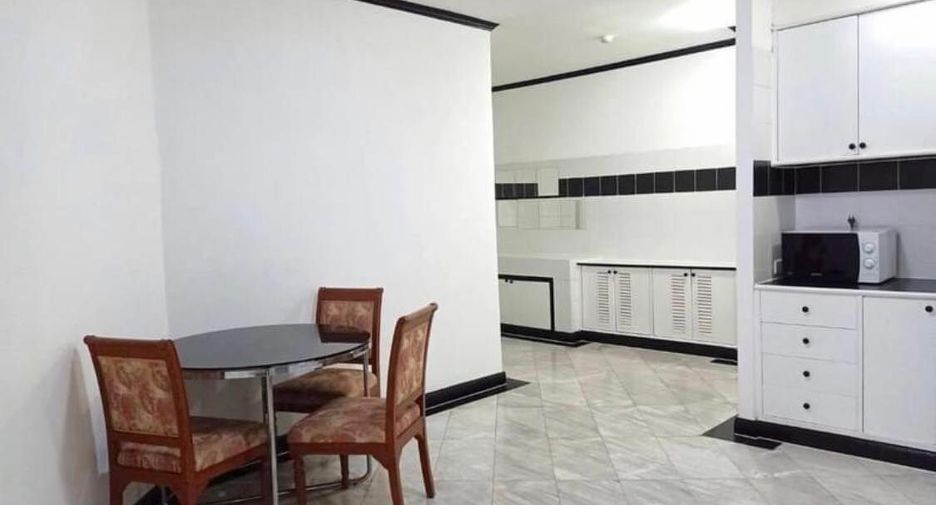 For rent 2 ベッドルーム condo in Watthana, Bangkok