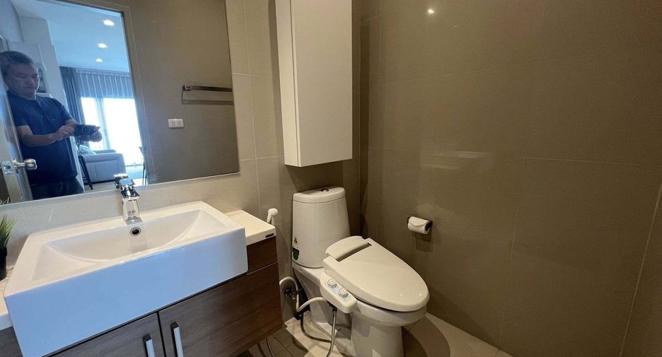 Condo en alquiler de 2 habitaciones en Khlong Toei, Bangkok