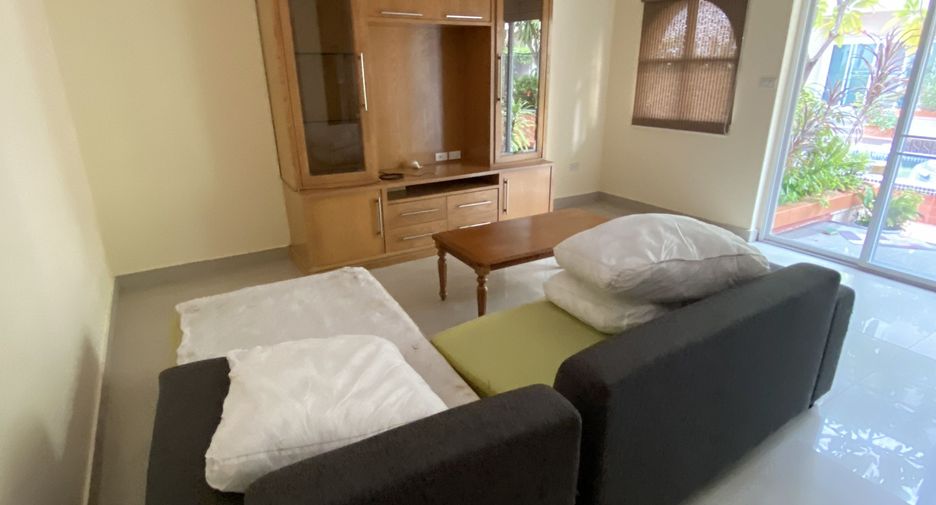 For rent 1 bed apartment in Watthana, Bangkok