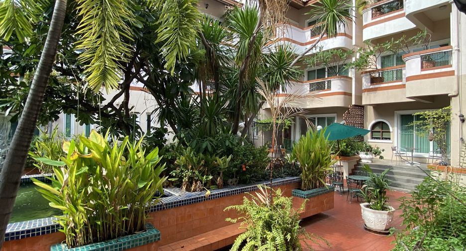 For rent 1 bed apartment in Watthana, Bangkok
